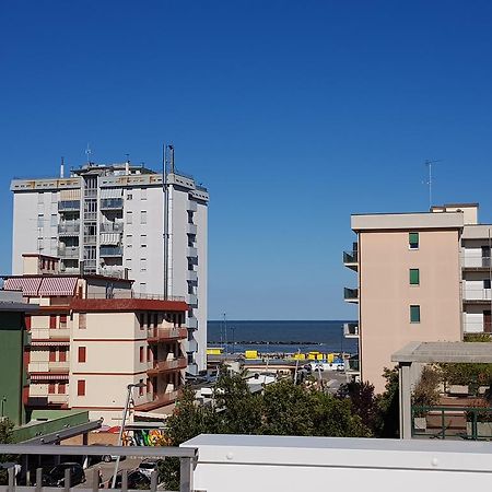 Hotel I Pini Lido di Pomposa Exterior photo